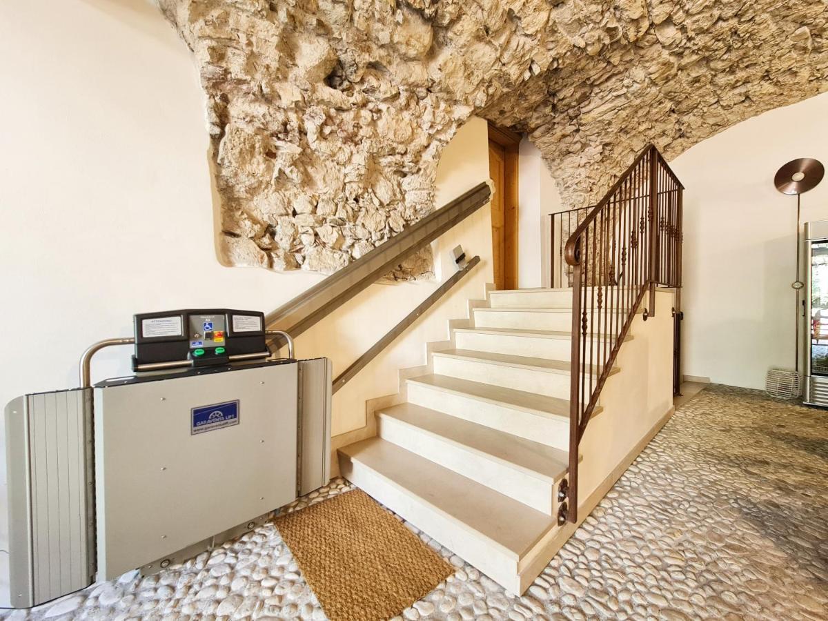 Pietra Rara Apartments Pietramurata Buitenkant foto