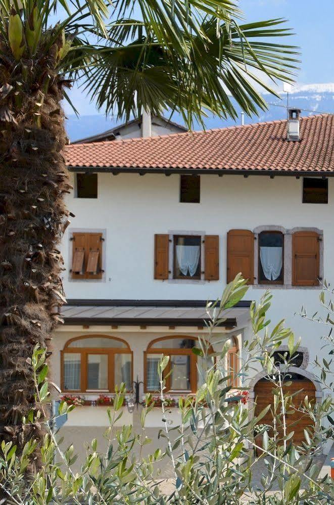 Pietra Rara Apartments Pietramurata Buitenkant foto