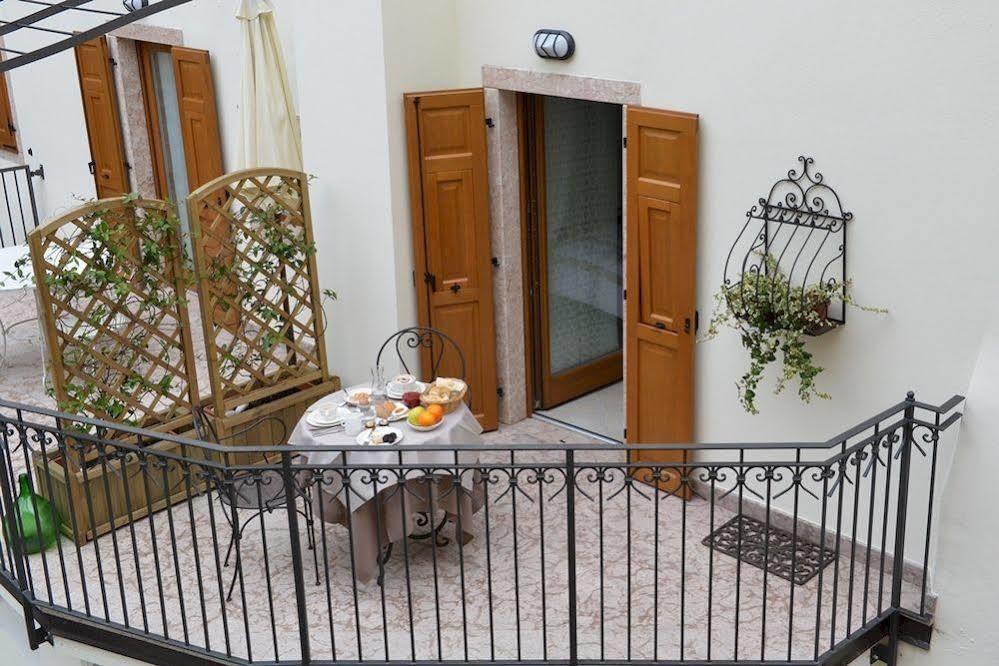 Pietra Rara Apartments Pietramurata Buitenkant foto